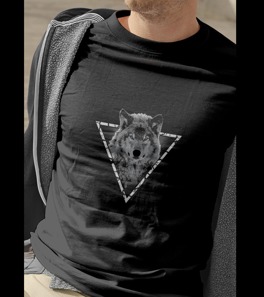 King Of Wolves Triangle Emblem T-Shirt