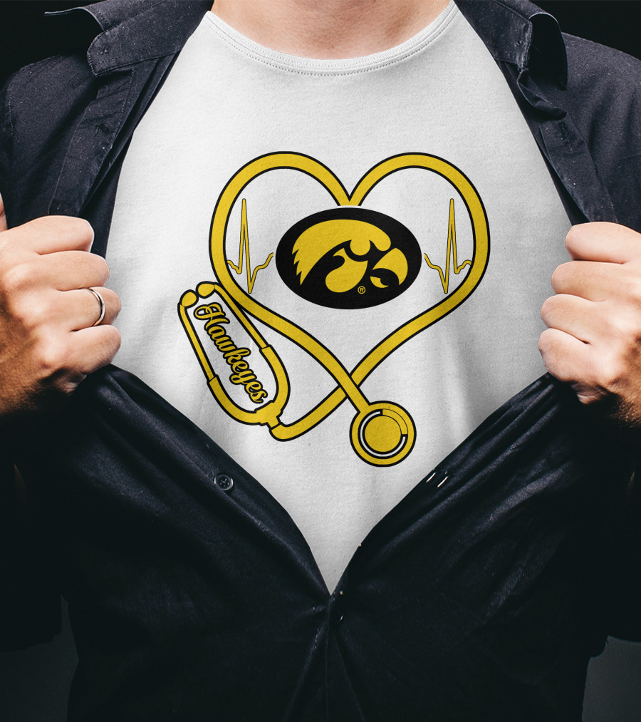 Nurse Heartbeat Love Iowa Hawkeyes Stethoscope T-Shirt