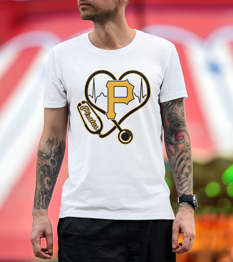Nurse Heartbeat Stethoscope Pittsburgh Pirates Fan Love T-Shirt