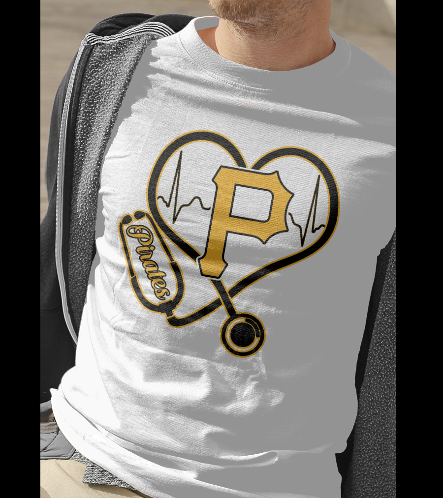 Nurse Heartbeat Stethoscope Pittsburgh Pirates Fan Love T-Shirt