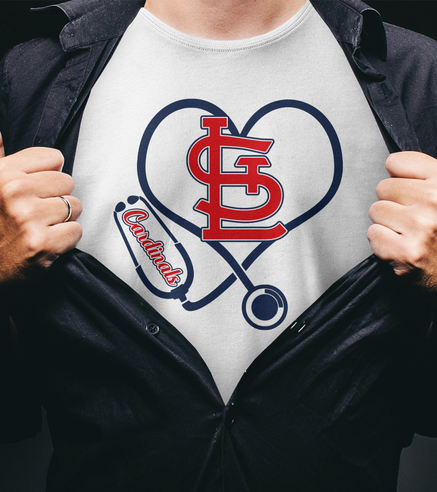 St. Louis Cardinals Nurse Heart Stethoscope Love T-Shirt