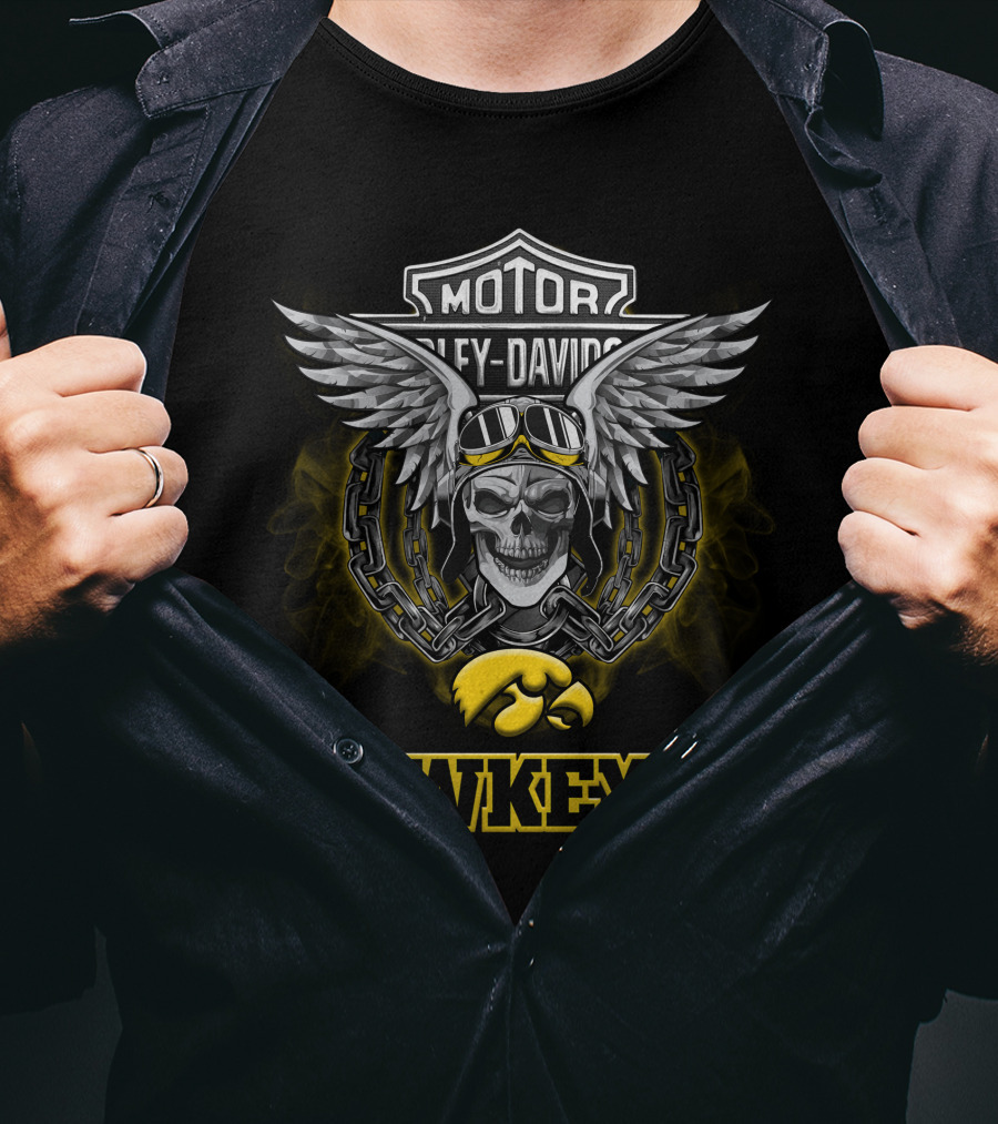 Harley Davidson Iowa Hawkeyes Skull Chain Winged T-Shirt