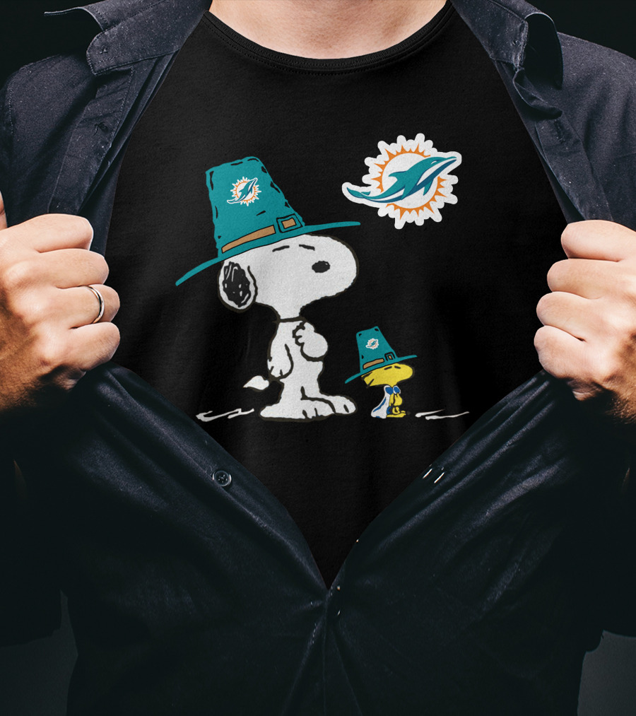 Miami Dolphins Snoopy Woodstock Thanksgiving Football T-Shirt