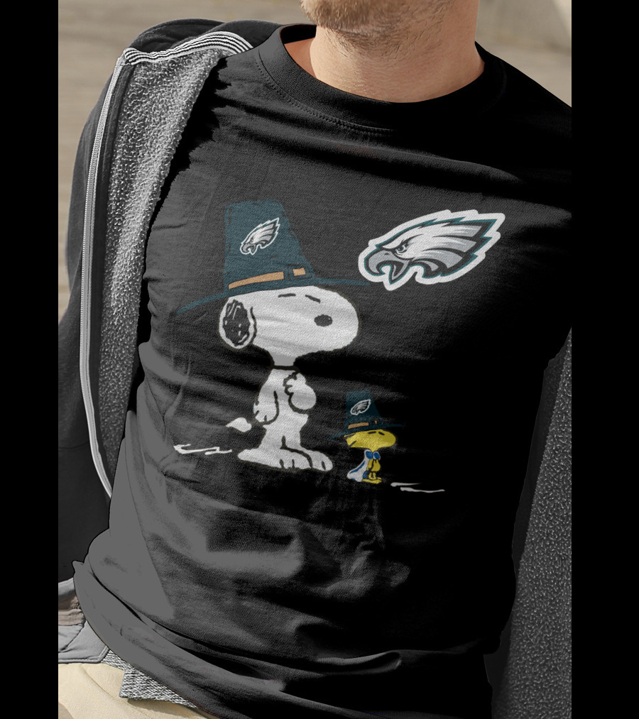 Eagles Snoopy Pilgrim Hat Thanksgiving Peanuts Woodstock Nfl Football T-Shirt