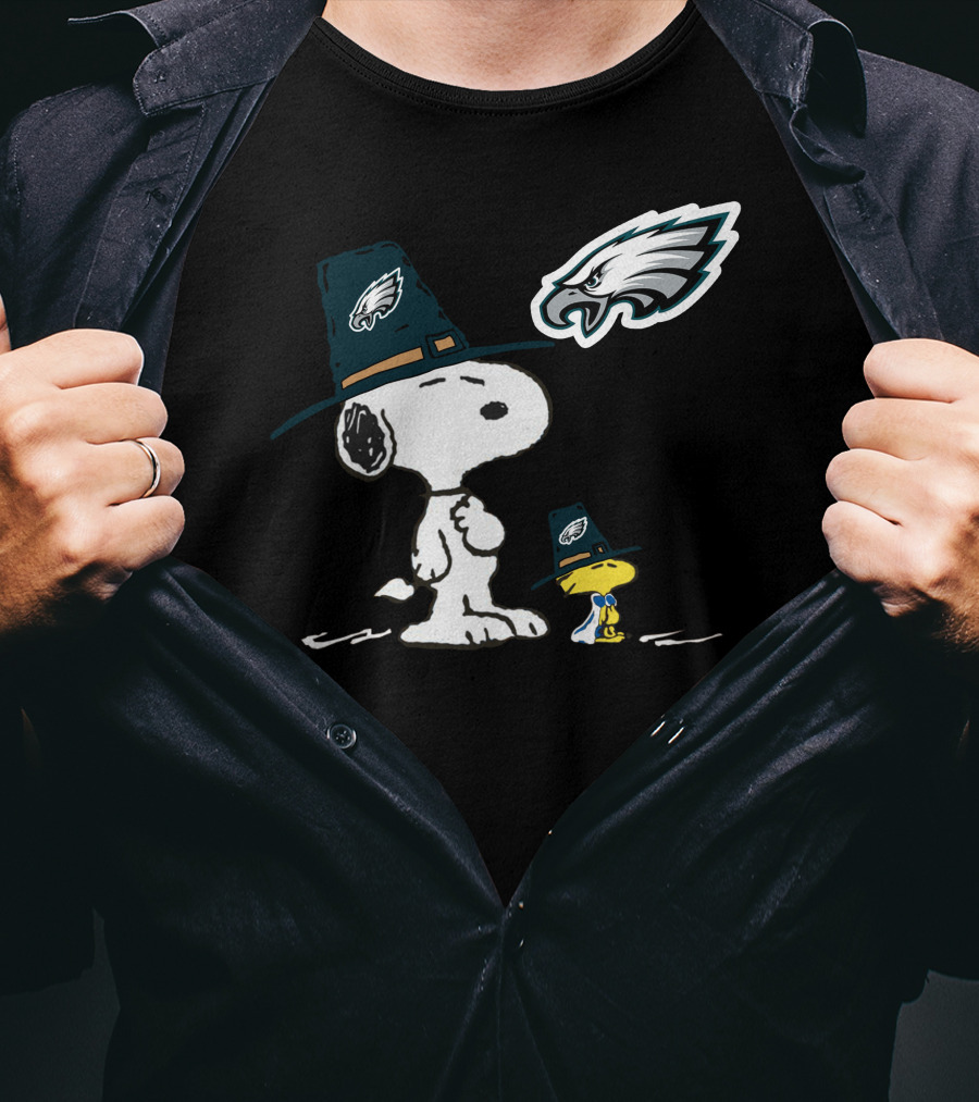 Eagles Snoopy Pilgrim Hat Thanksgiving Peanuts Woodstock Nfl Football T-Shirt
