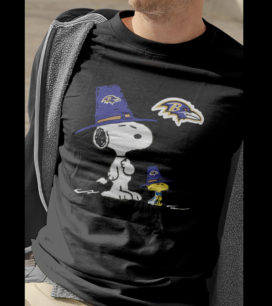 Ravens Snoopy And Woodstock Thanksgiving Pilgrim Hats Nfl Baltimore Ravens T-Shirt