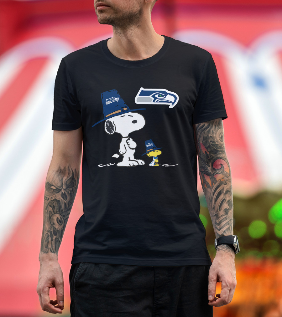 Seattle Seahawks Snoopy And Woodstock Thanksgiving Hat Football Celebration T-Shirt