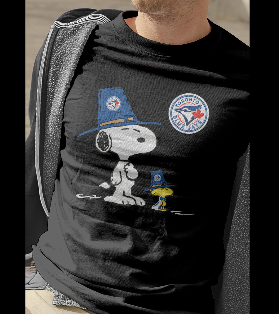 Toronto Blue Jays Snoopy Woodstock Pilgrim Hat T-Shirt