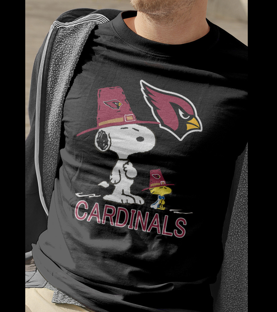 Snoopy Cardinals Peanuts Woodstock NFL Football Hat T-Shirt