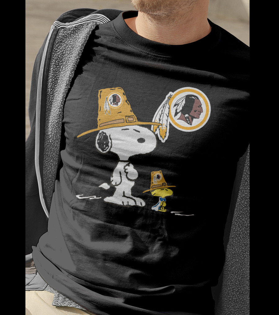 Snoopy And Woodstock Pilgrim Hats Washington Redskins T-Shirt