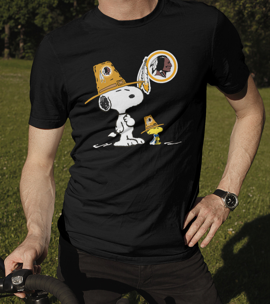 Snoopy And Woodstock Pilgrim Hats Washington Redskins T-Shirt