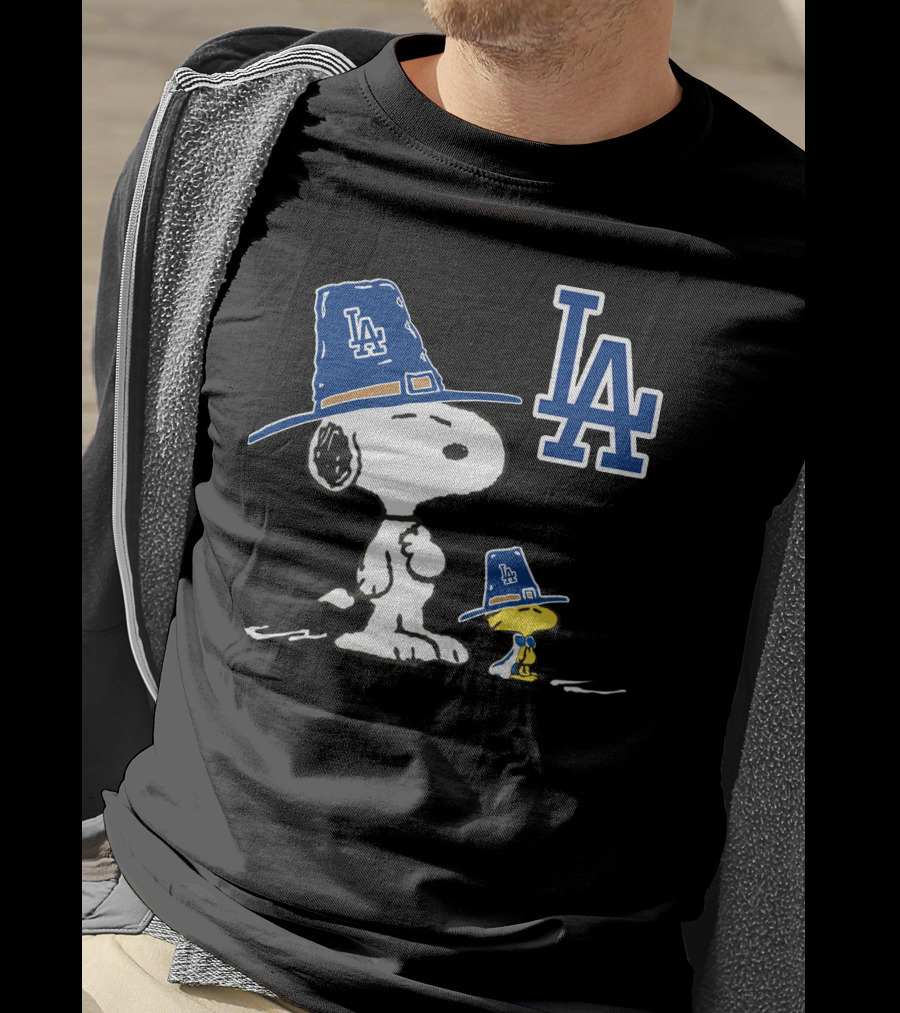 Dodgers Snoopy LA Pilgrim Hat Peanuts T-Shirt