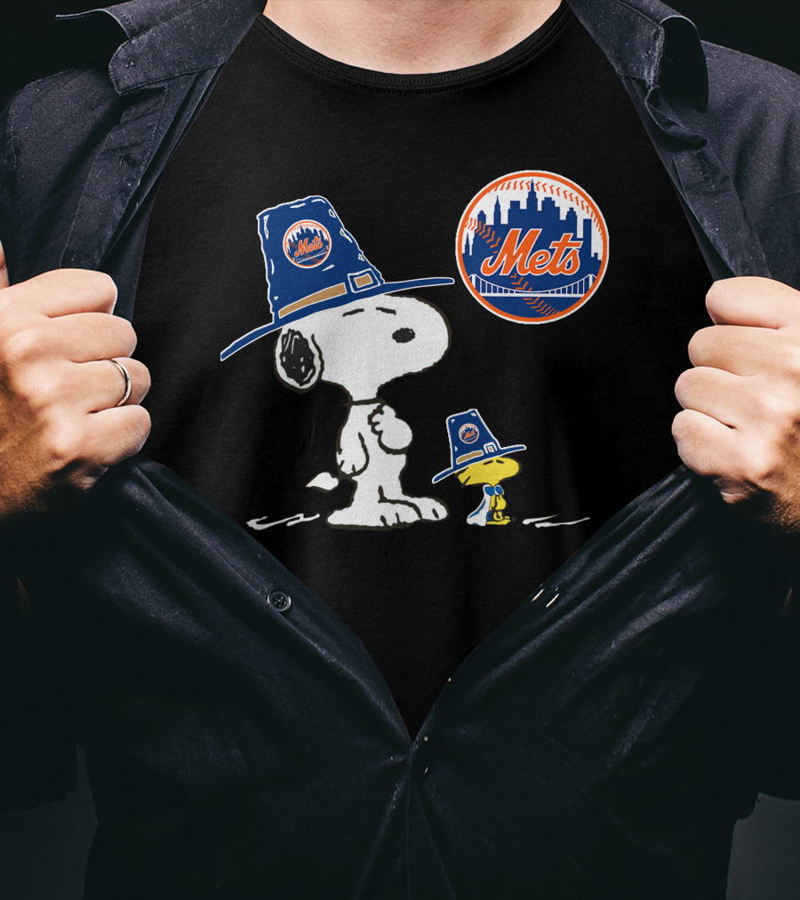 Mets Peanuts Snoopy And Woodstock Thanksgiving Pilgrim Hats T-Shirt