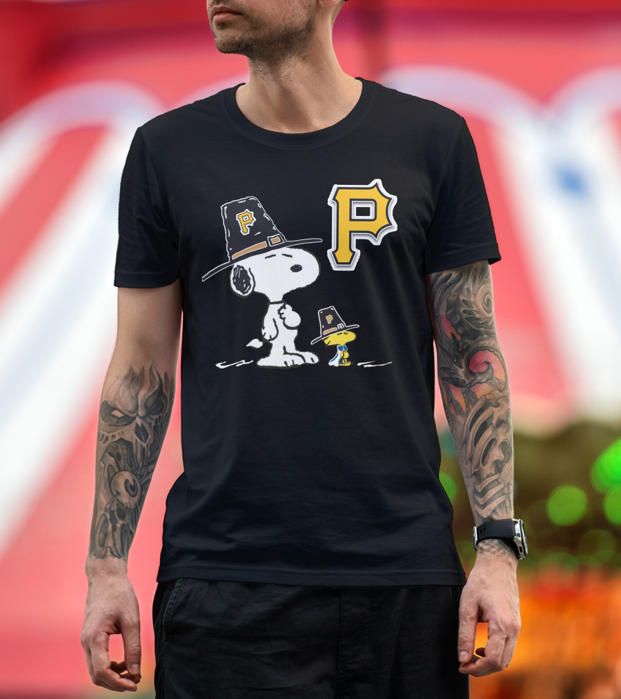 Snoopy Pittsburgh Pirates Thanksgiving Hat Peanuts T-Shirt