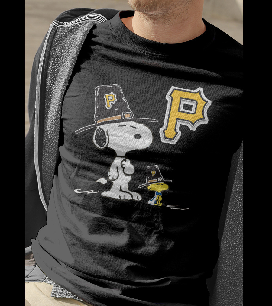 Snoopy Pittsburgh Pirates Thanksgiving Hat Peanuts T-Shirt