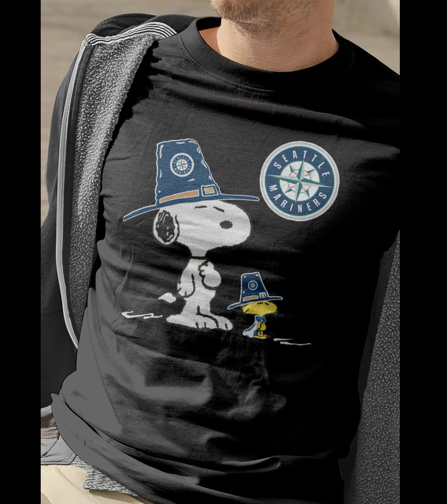 Seattle Mariners Snoopy Pilgrim Hat T-Shirt