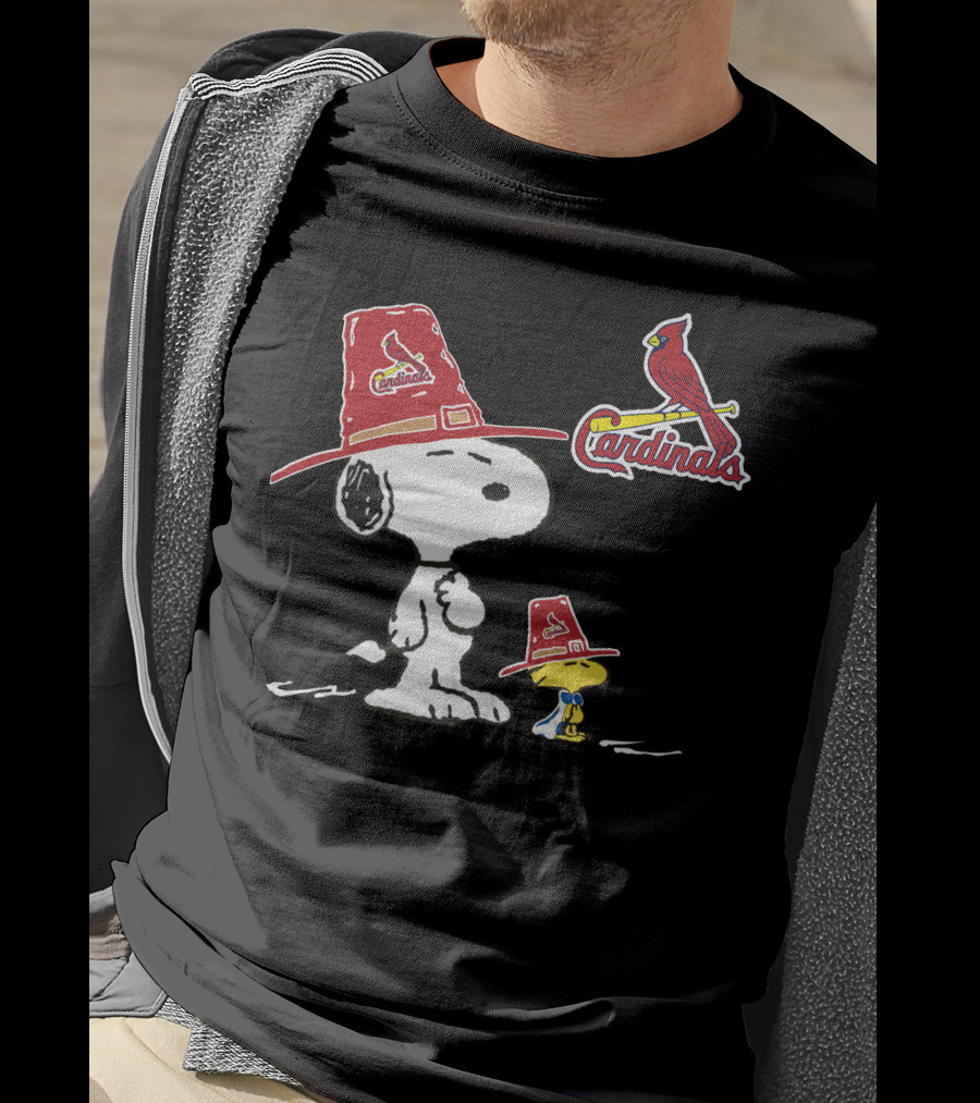 Snoopy Woodstock St Louis Cardinals Baseball Fan Characters T-Shirt