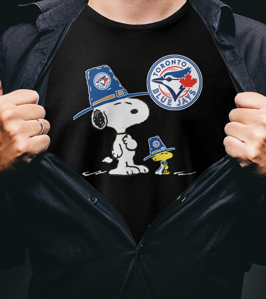 Toronto Blue Jays Snoopy Woodstock Baseball Duo With Team T-Shirt