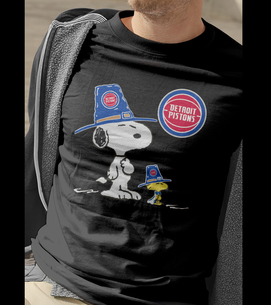 Detroit Pistons Snoopy And Woodstock With Basketball T-Shirt