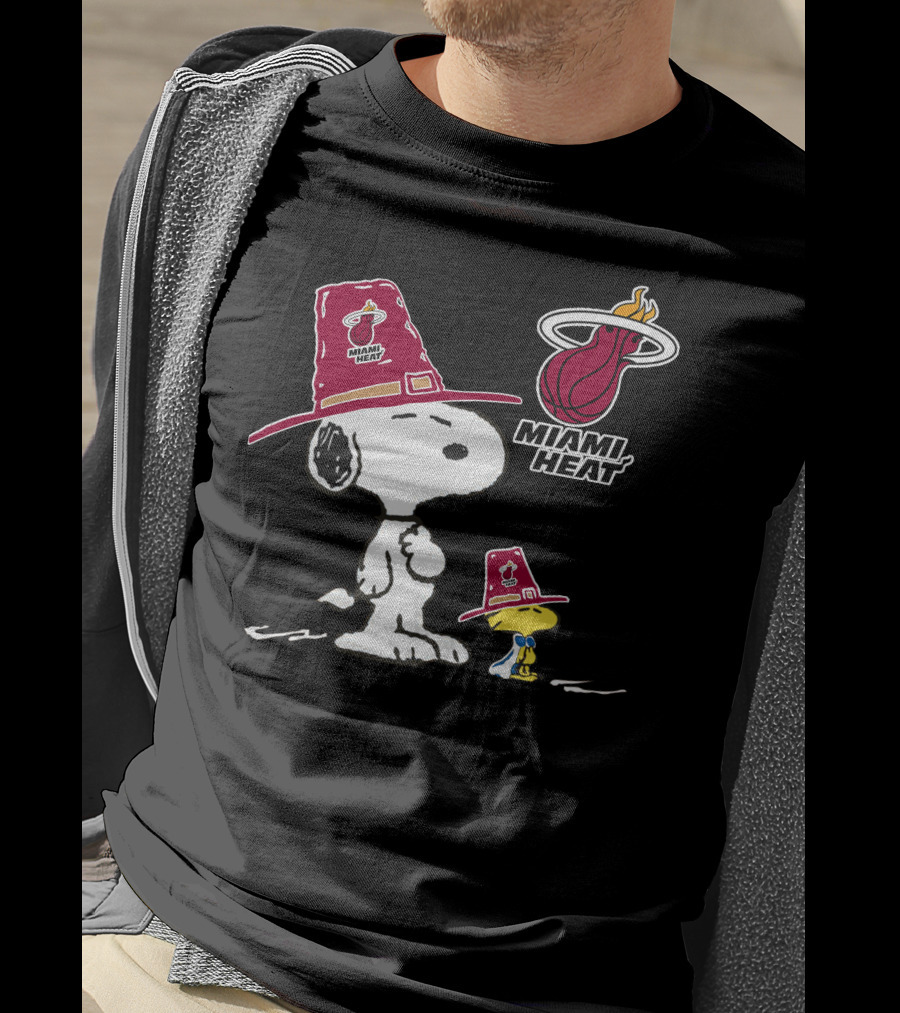 Snoopy And Woodstock In Miami Heat Hats With Team T-Shirt
