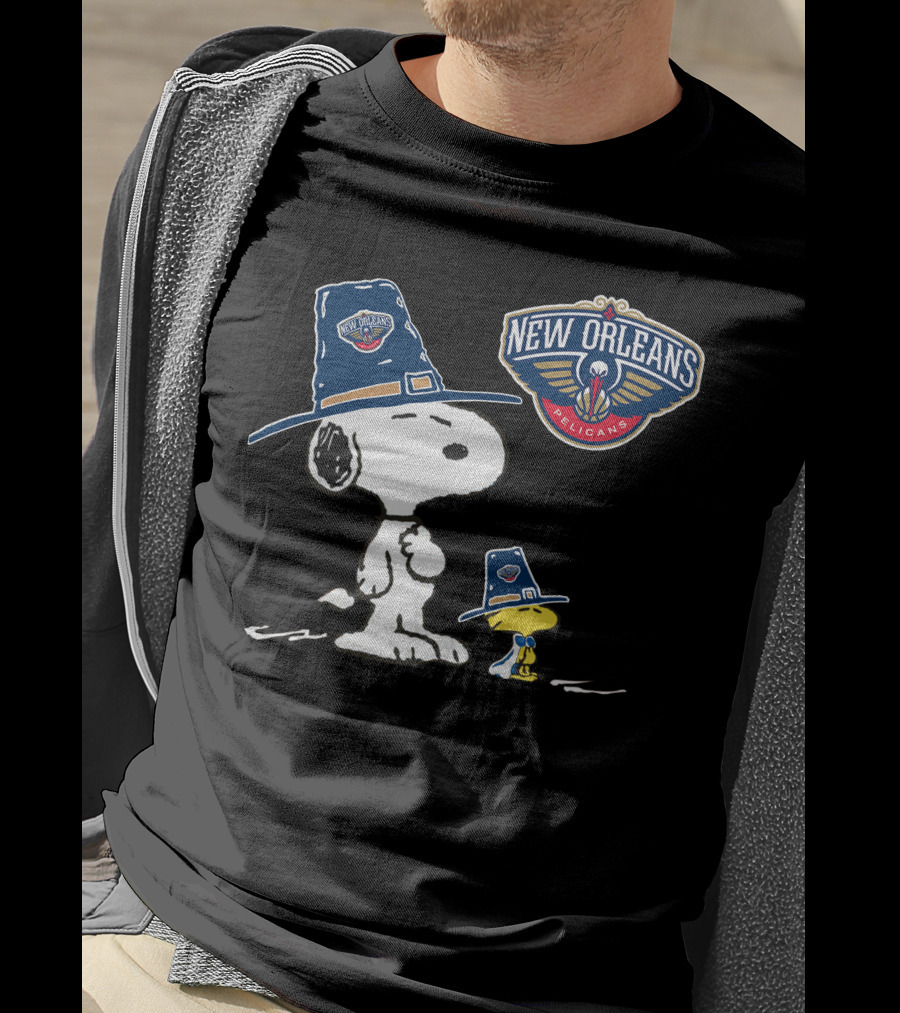 New Orleans Pelicans Snoopy Thanksgiving Pilgrim Hat T-Shirt