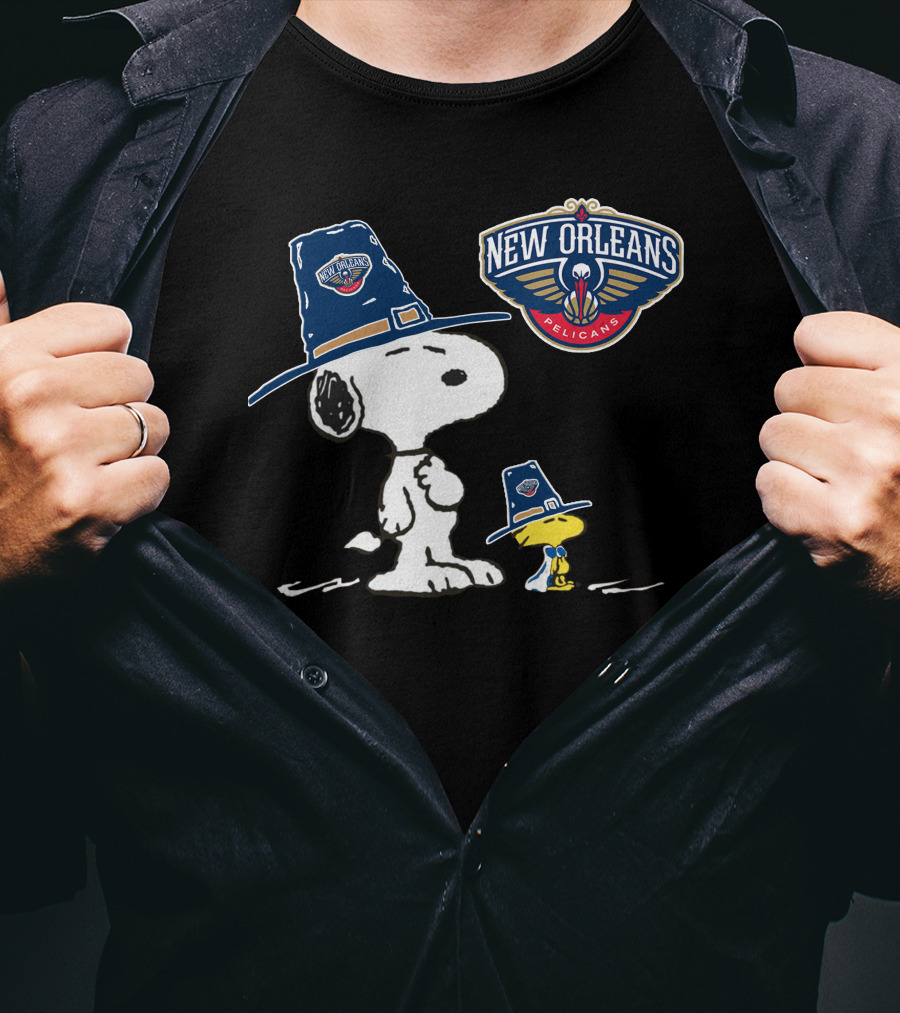 New Orleans Pelicans Snoopy Thanksgiving Pilgrim Hat T-Shirt