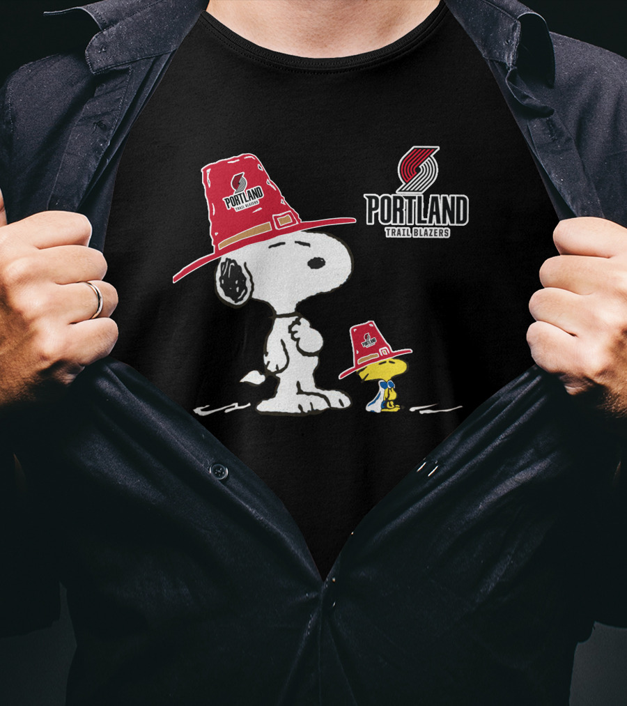 Portland Trail Blazers Snoopy Woodstock Red Hat T-Shirt