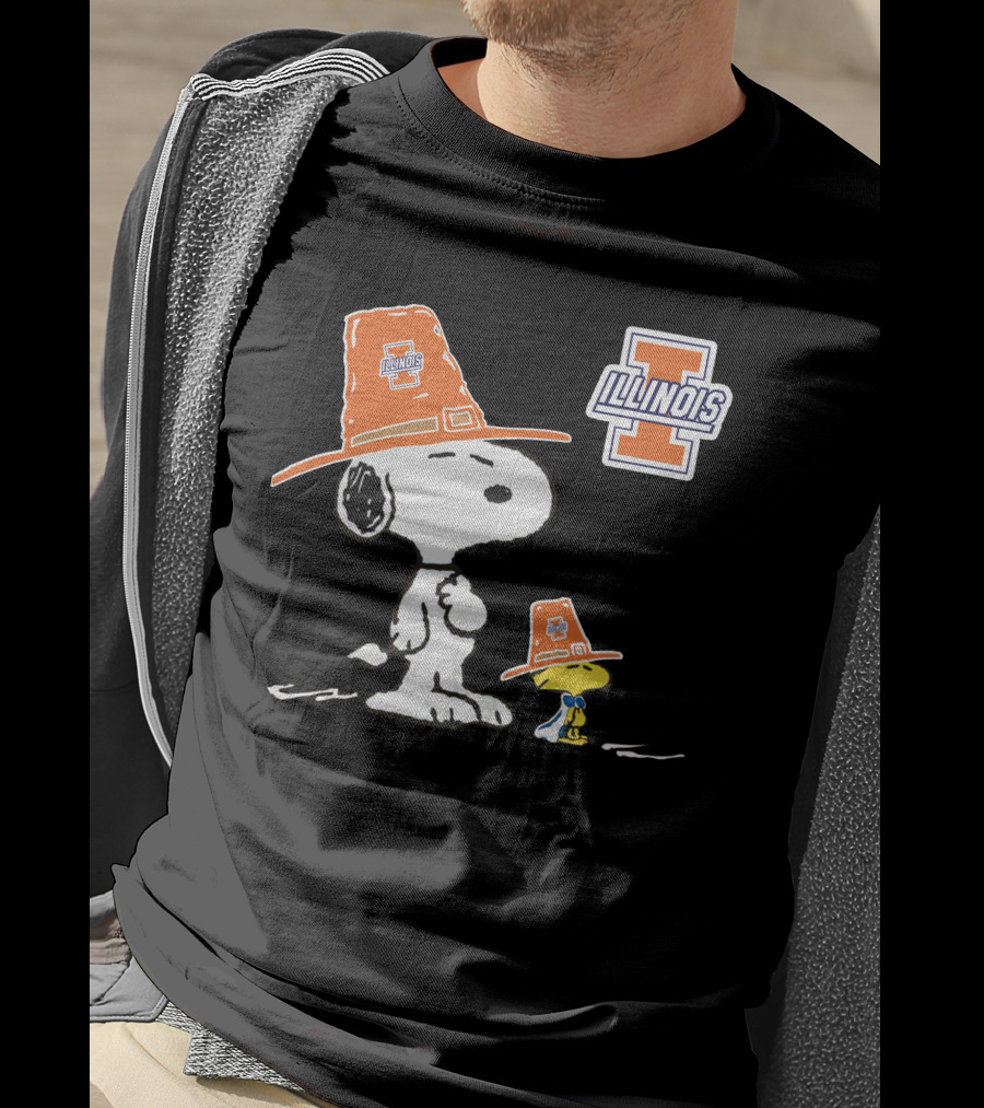 Illinois Fighting Illini Snoopy Woodstock Pilgrim Hats T-Shirt