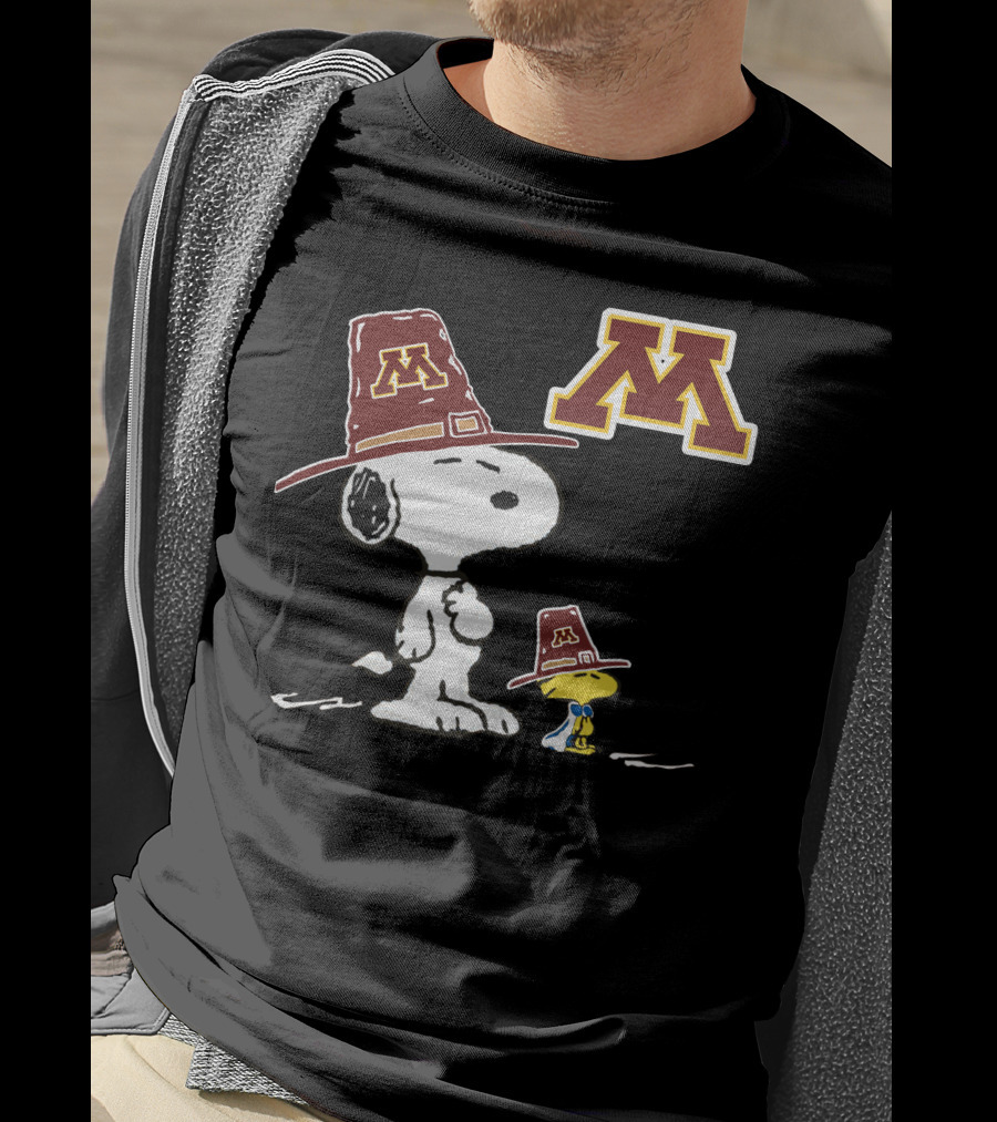Minnesota Golden Gophers Snoopy Woodstock Team Spirit T-Shirt