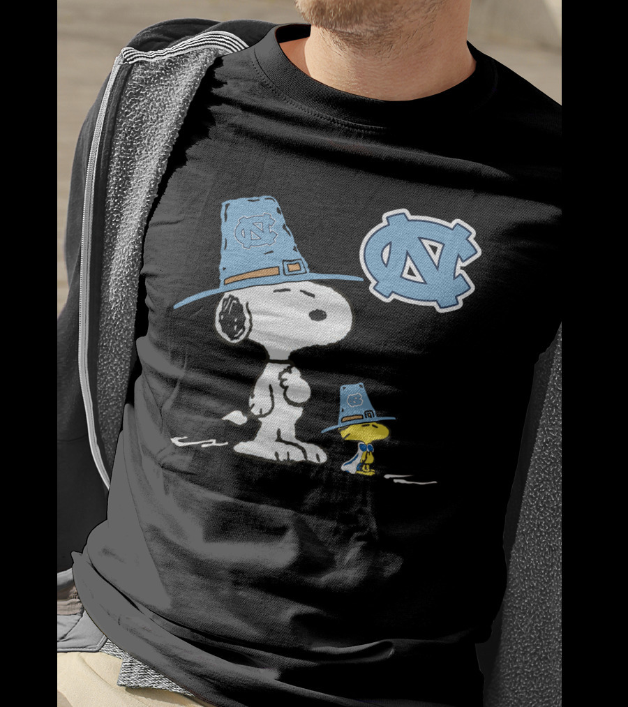 North Carolina Tar Heels Snoopy Woodstock Pilgrim Hats UNC T-Shirt
