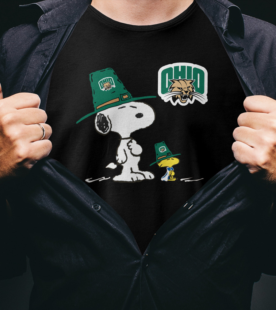 Ohio Bobcats Snoopy Woodstock Peanuts Football Fan Gear T-Shirt