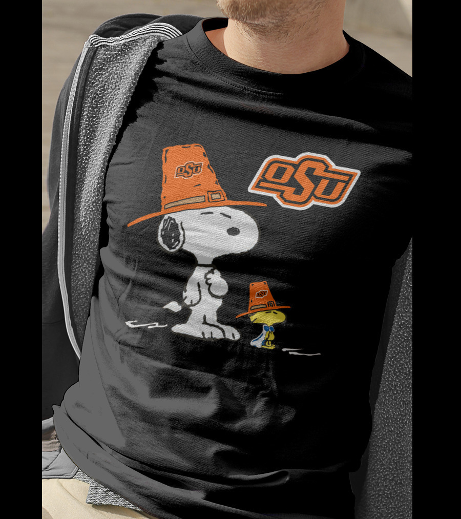 Oklahoma State Cowboys Snoopy OSU Hat Peanuts T-Shirt