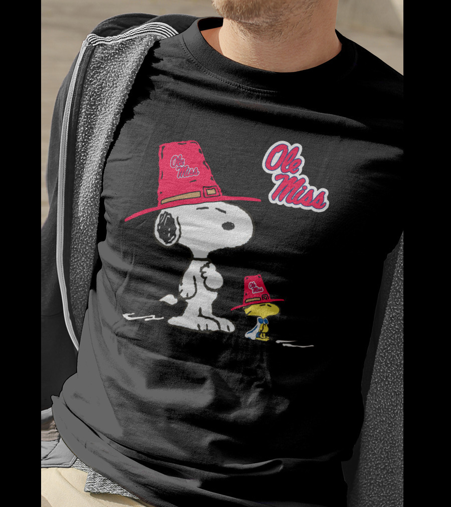 Ole Miss Snoopy And Woodstock In Rebel Hats T-Shirt