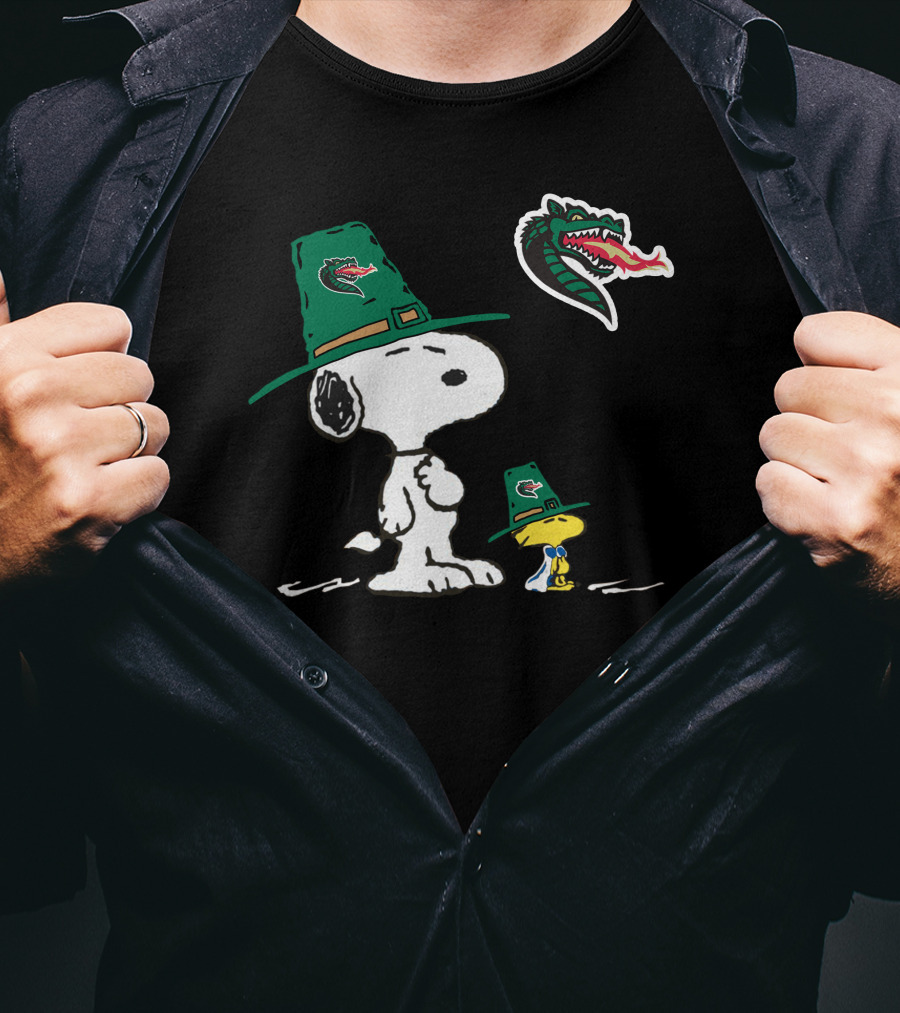 Uab Blazers Snoopy Woodstock Green Dragon Hat T-Shirt