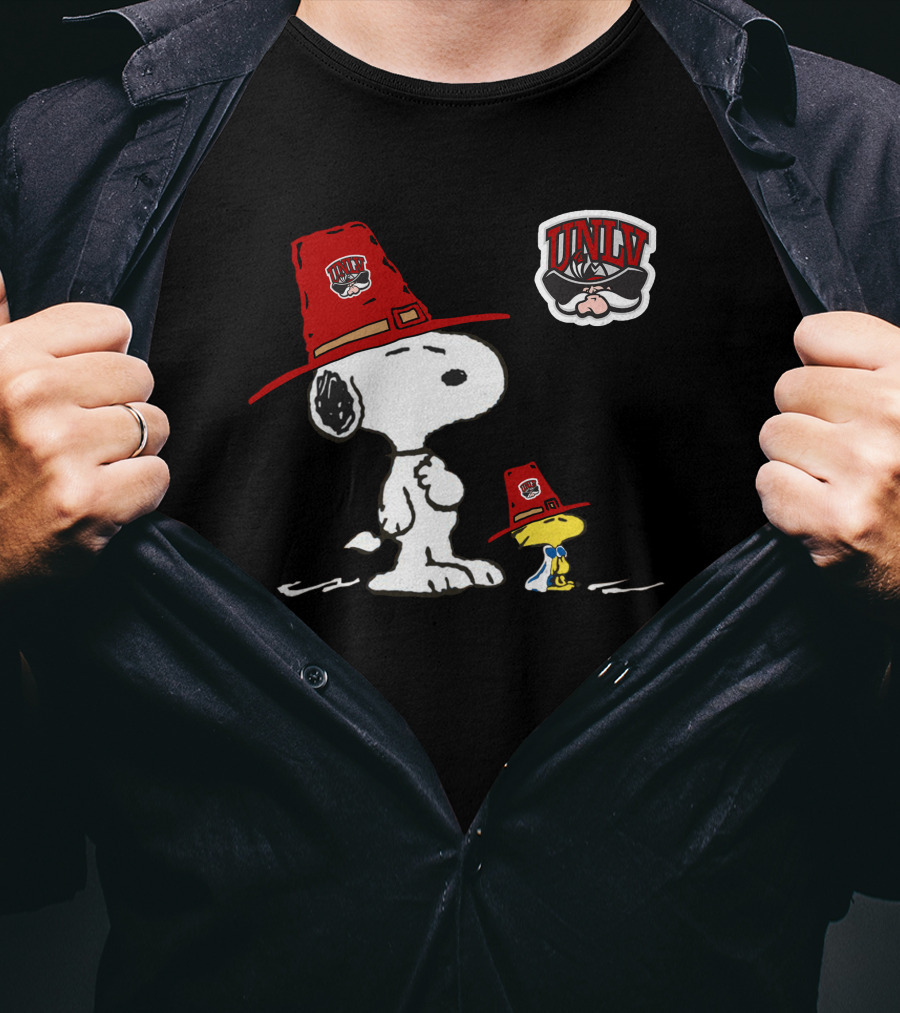 Snoopy Woodstock Unlv Rebels Logo Cowboy Hats Iconic Peanuts T-Shirt