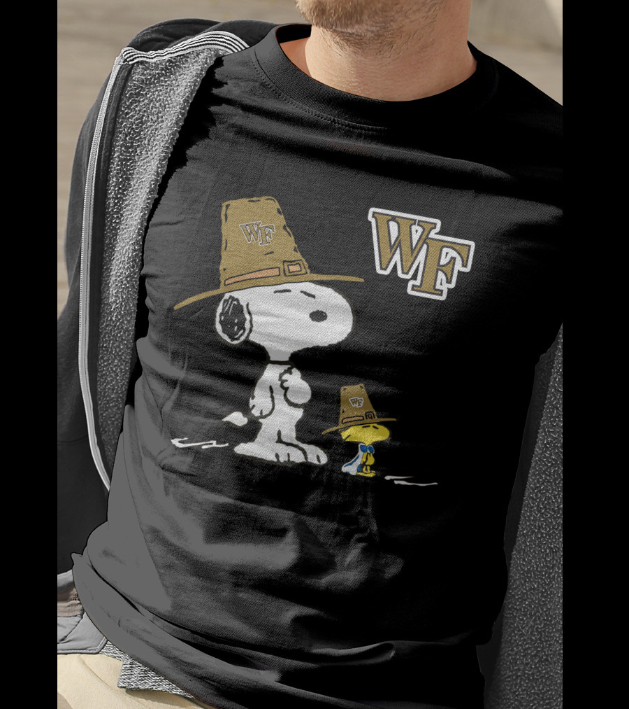 Wake Forest Demon Deacons Snoopy WF Hat Woodstock T-Shirt