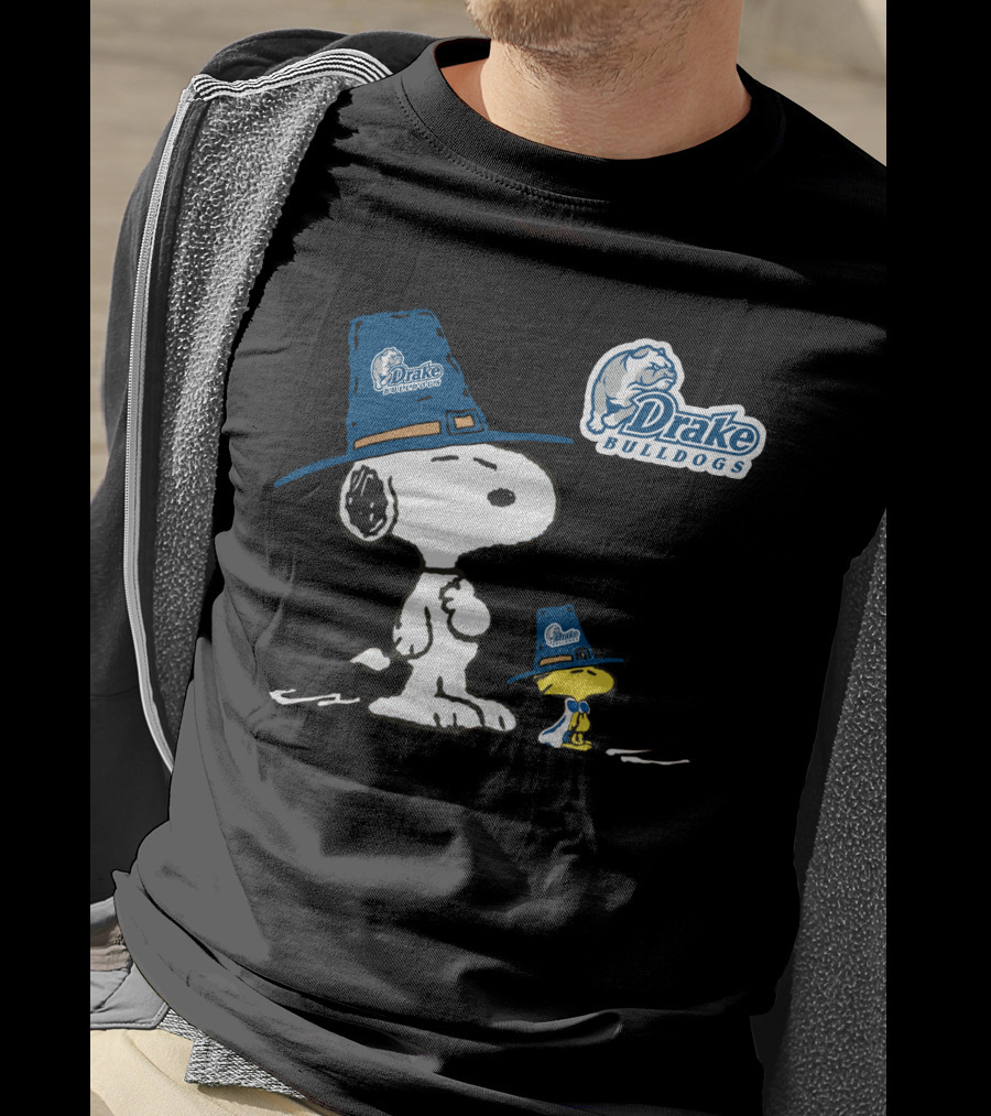 Drake Bulldogs Snoopy Woodstock In Pilgrim Hats T-Shirt