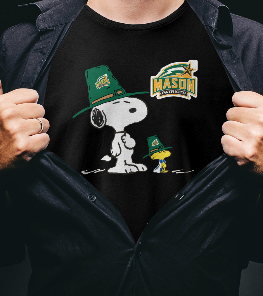 George Mason Patriots Snoopy And Woodstock Peanuts T-Shirt