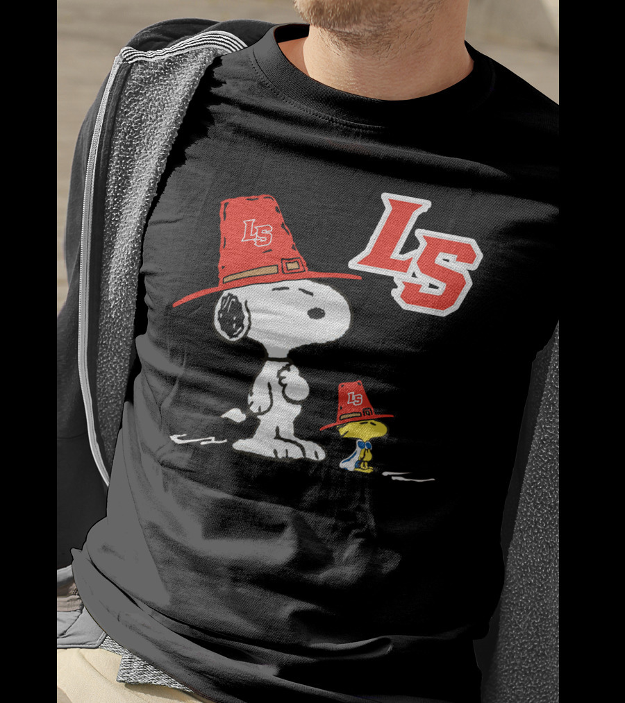 LS La Salle Snoopy And Woodstock With Red Hats T-Shirt
