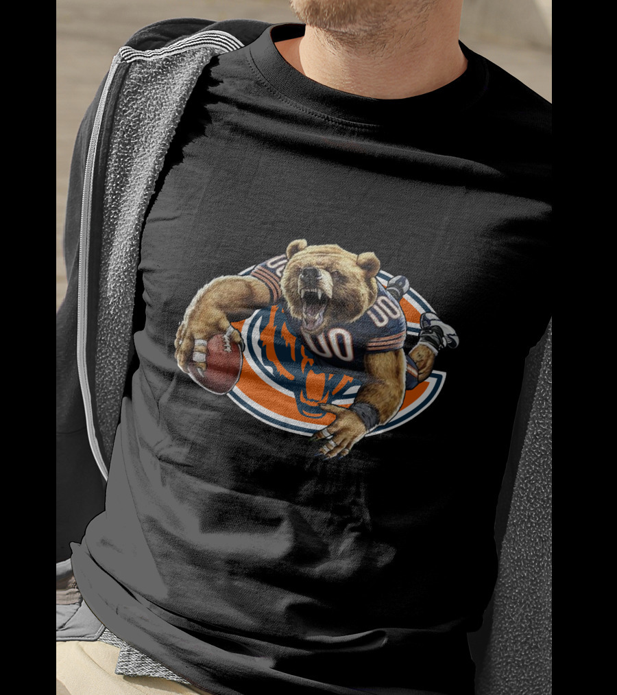 Chicago Bears Football Bear Pouncing T-Shirt