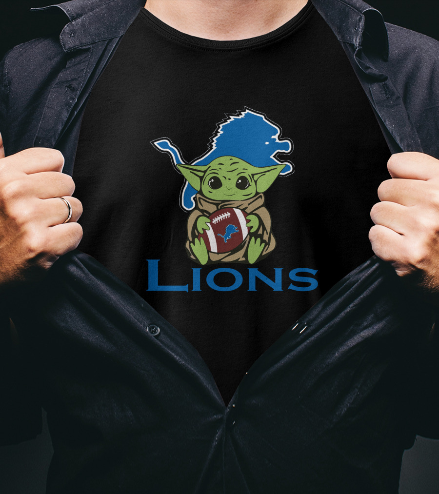 Lions Baby Yoda Football Star Wars Fan T-Shirt