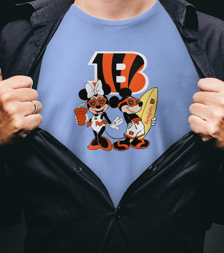 Bengals Mickey And Minnie Vacation Surfer Adventure T-Shirt