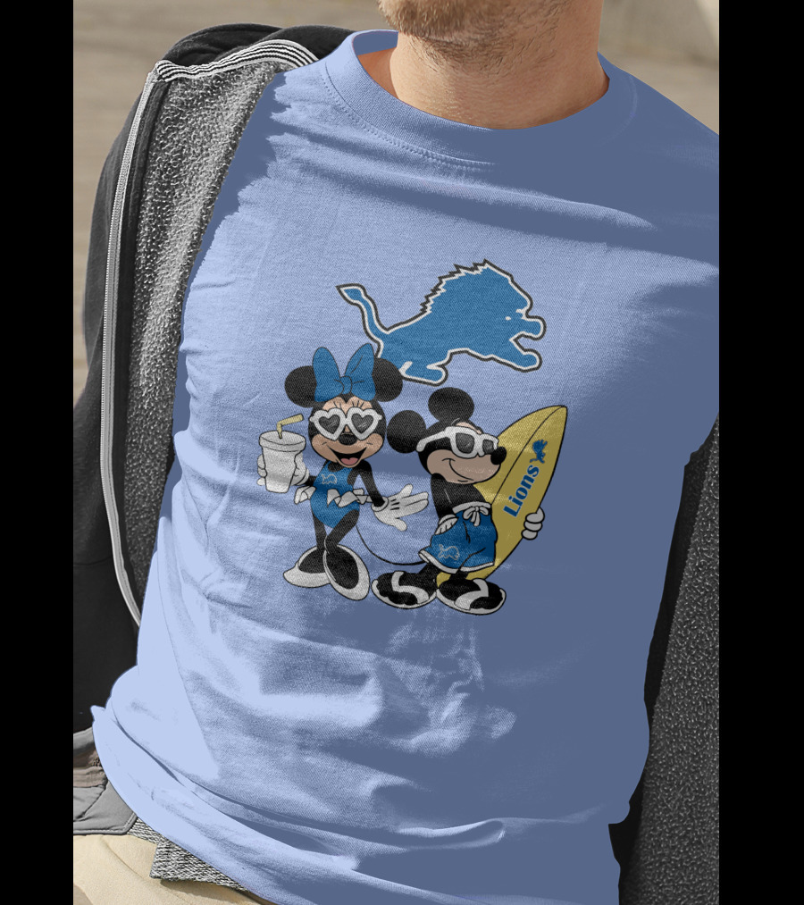 Lions Mickey And Minnie Happy Vacation With Surfboard And Drink T-Shirt