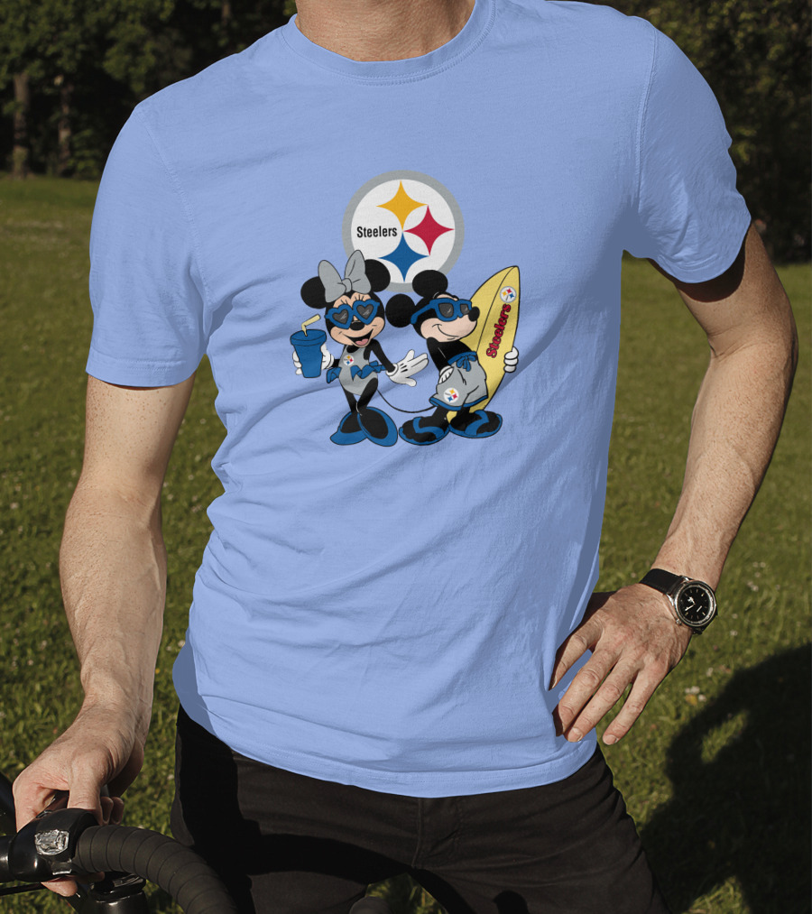 Steelers Mickey And Minnie Happy Vacation Adventure T-Shirt