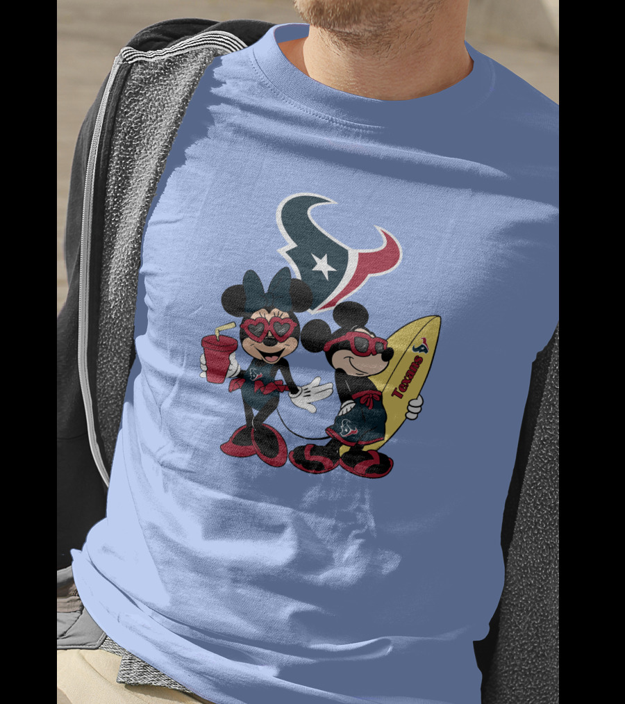 Texans Mickey And Minnie Happy Vacation Surfboard And Drink T-Shirt