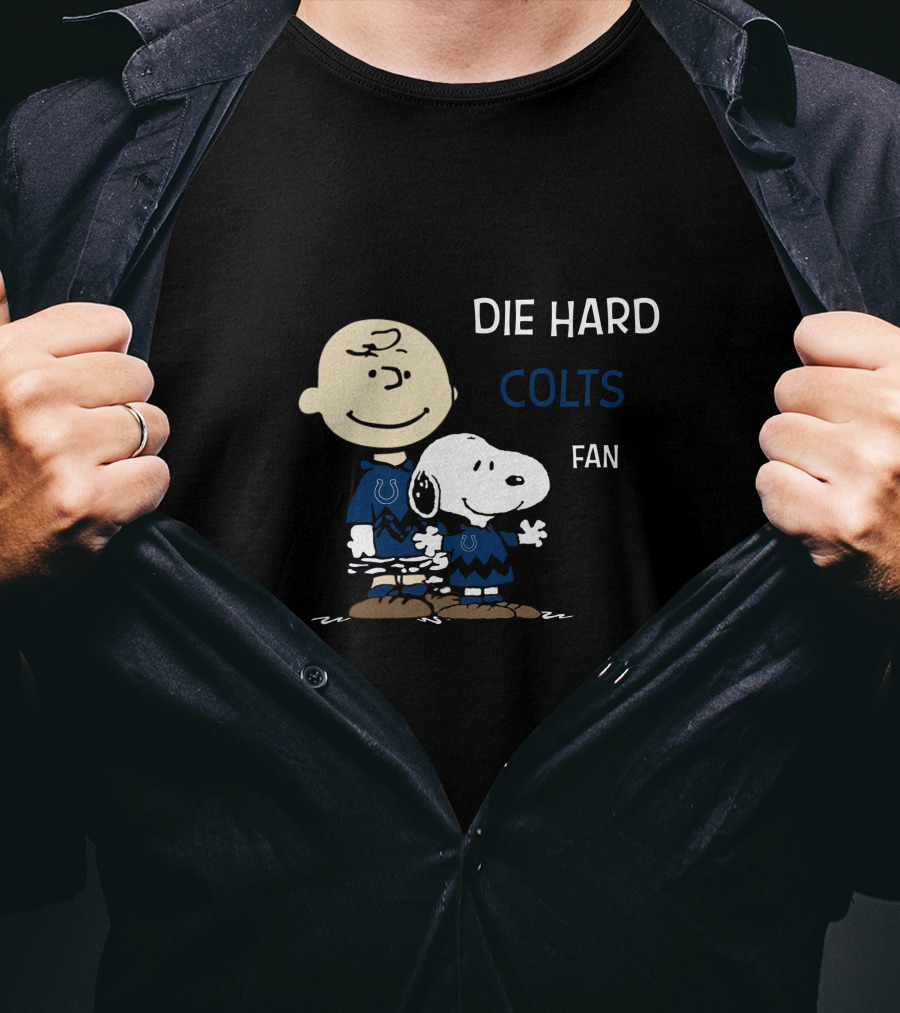 Die Hard Indianapolis Colts Fan Snoopy And Charlie Brown T-Shirt