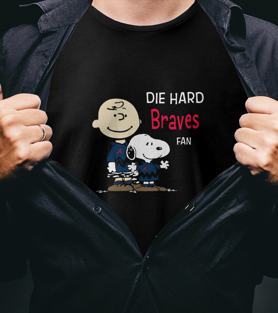 Die Hard Braves Fan Snoopy And Charlie Brown In Team Jerseys T-Shirt