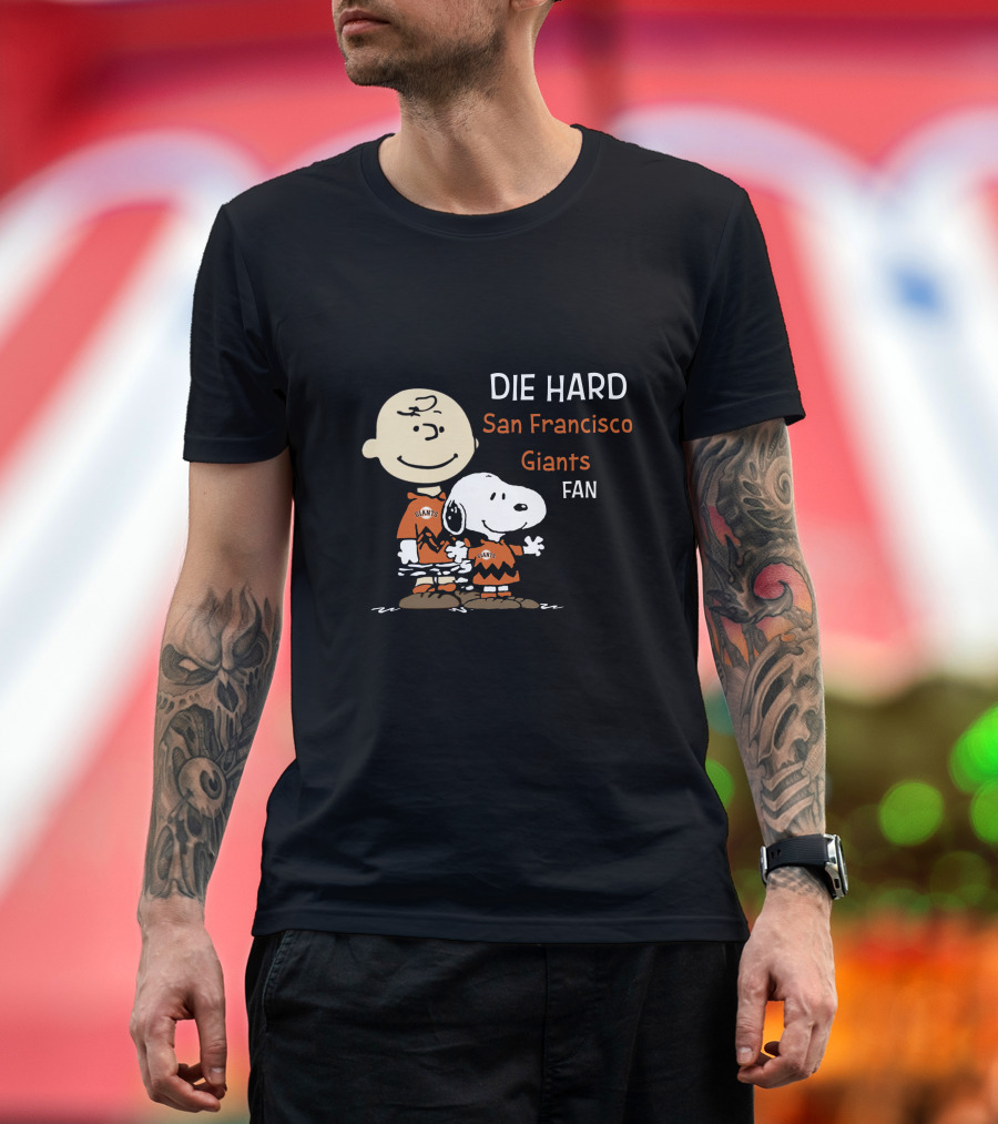 Die Hard San Francisco Giants Fan Snoopy and Charlie Brown T-Shirt