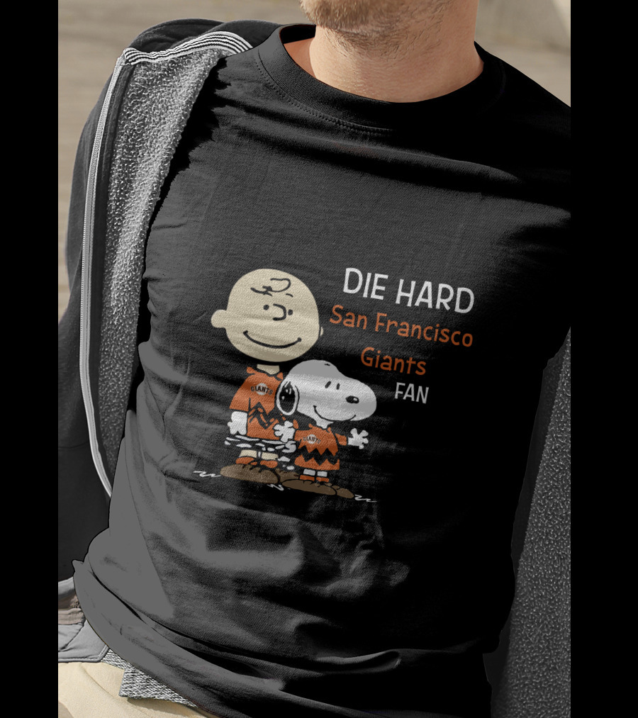 Die Hard San Francisco Giants Fan Snoopy And Charlie Brown T-Shirt