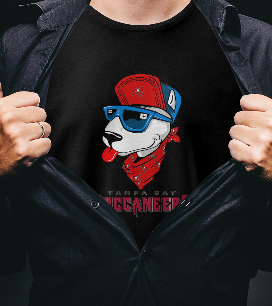 Tampa Bay Buccaneers Bull Terrier T-Shirt